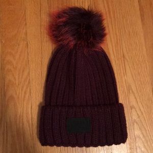 Women’s Maroon Pom Beanie - Worn Once!